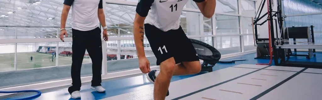 Rehabilitación de lesiones en deportistas y atletas