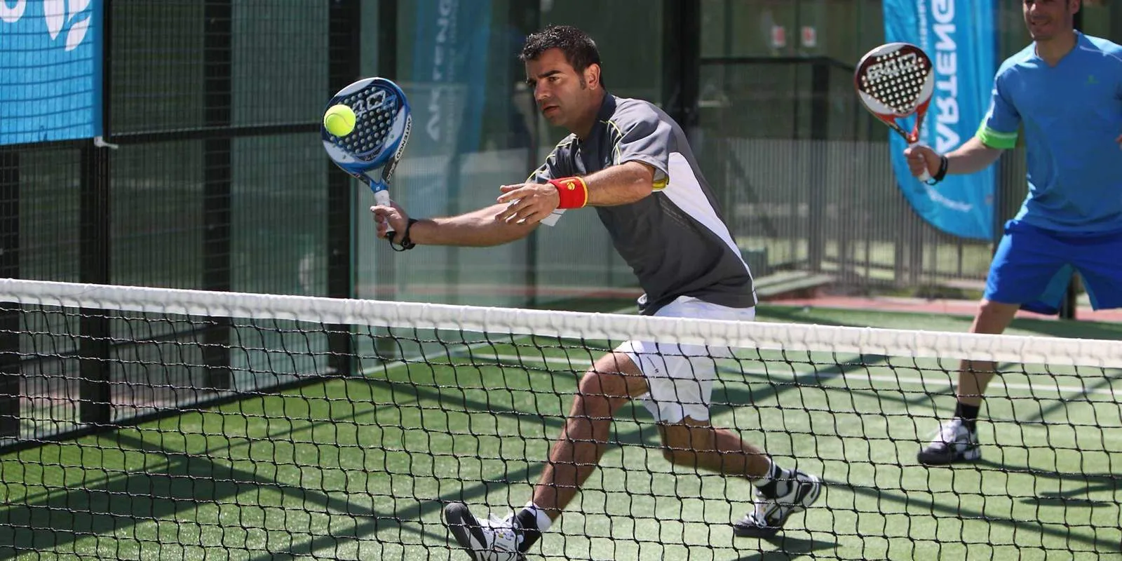 cómoprevenir lesiones en el pádel. cómo prevenir lesiones en el pádel.